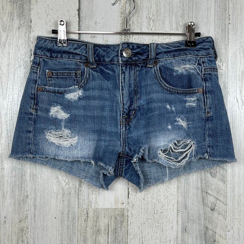 American Eagle Outfitters denim cut off shorts‎ size 4 distressed
